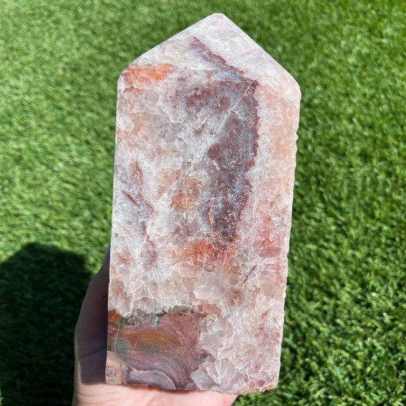 Lace Agate Tower - Picture 3 of 10